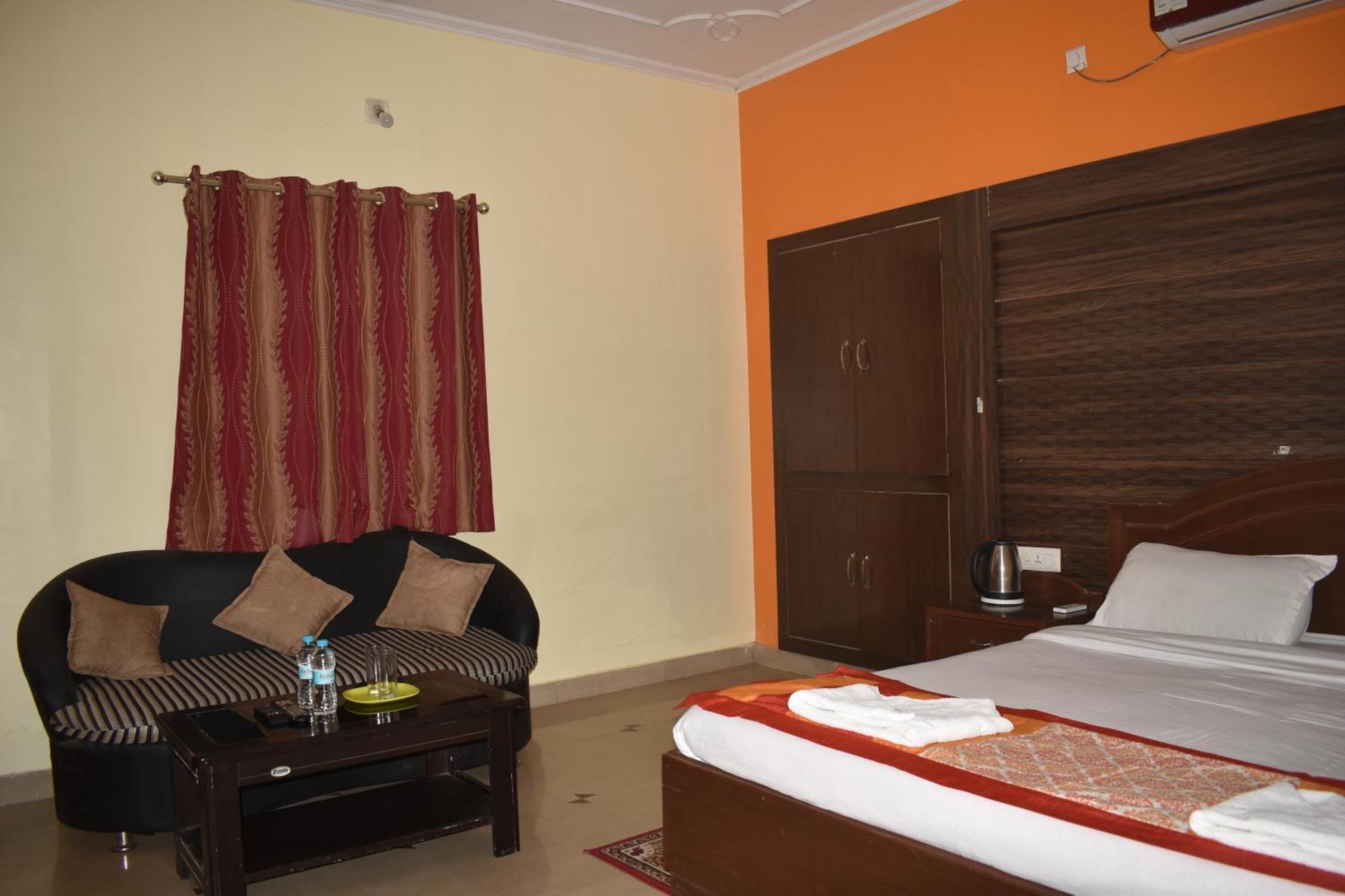 Sakura House Hotel Bodh-Gajá Kültér fotó